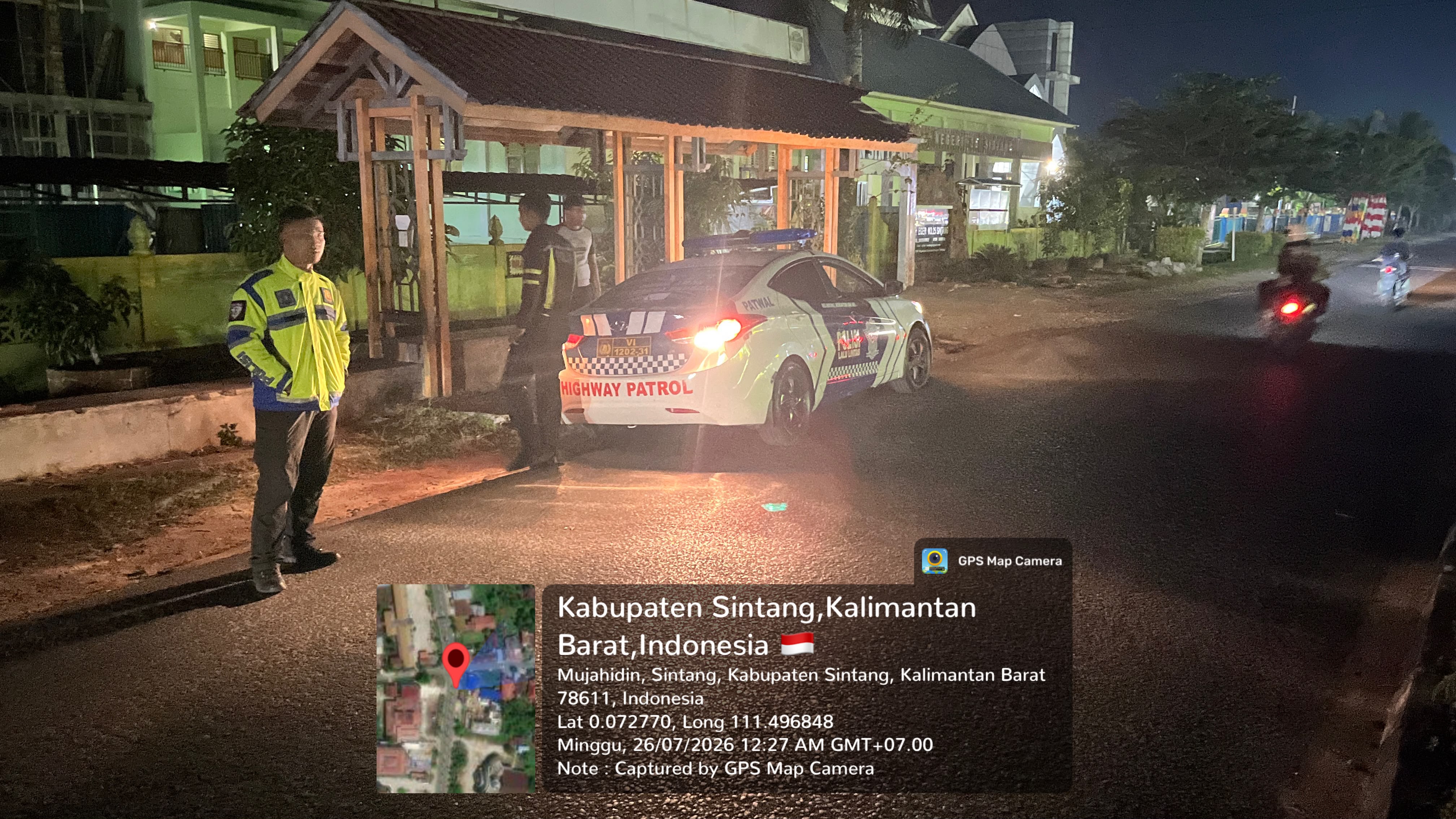 Blue Light Patrol Satlantas Polres Sintang, Hadirkan Rasa Aman bagi Pengguna Jalan pada Malam Hari