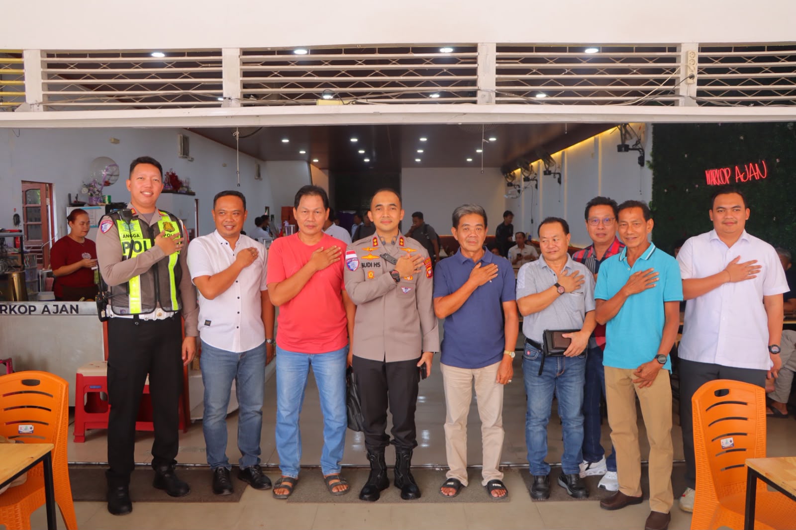 Kapolres Sintang Pererat Sinergi dengan Tokoh Masyarakat Tionghoa