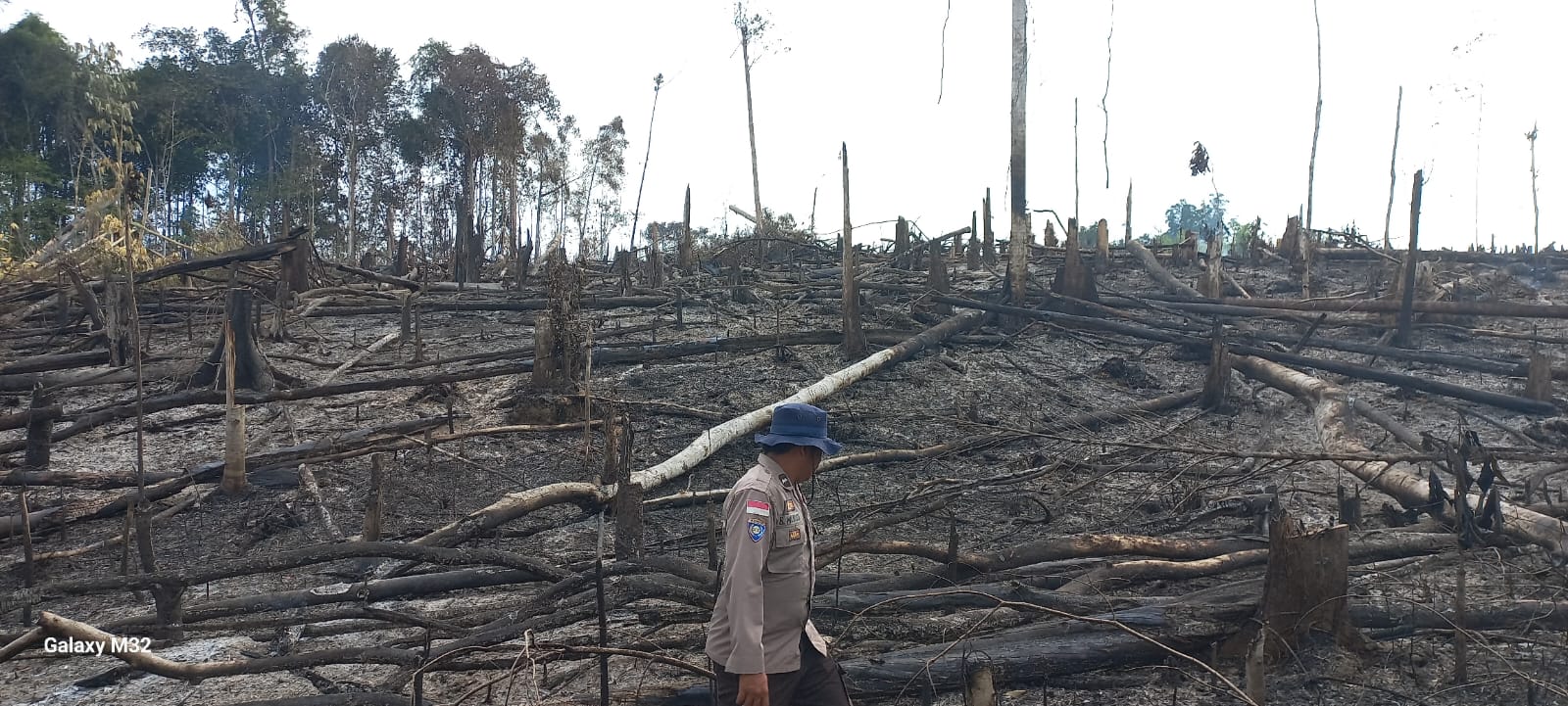 Cegah Karhutla Meluas, Polsek Ketungau Hulu Lakukan Ground Check Titik Hotspot di Desa Jasa