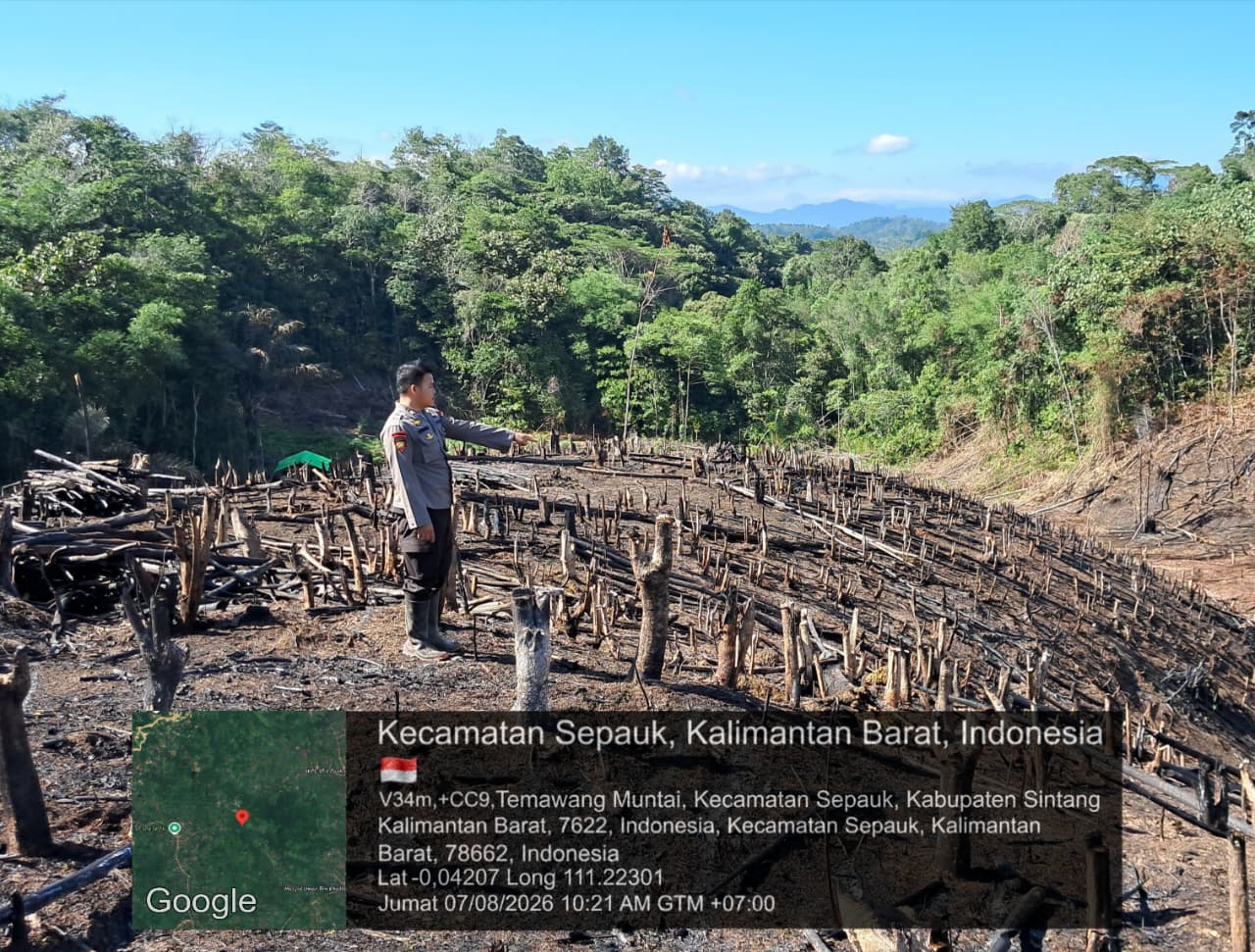 Respons Cepat Karhutla, Polsek Sepauk Cek Lima Titik Hotspot dan Pastikan Api Padam
