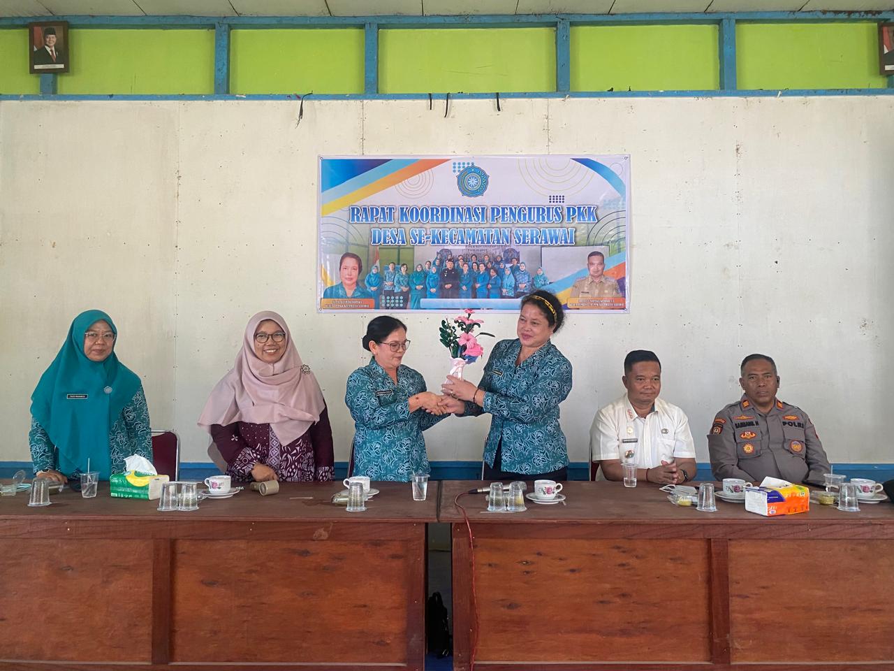 TP PKK Sintang Hadiri Rakor Program Pemberdayaan di Serawai