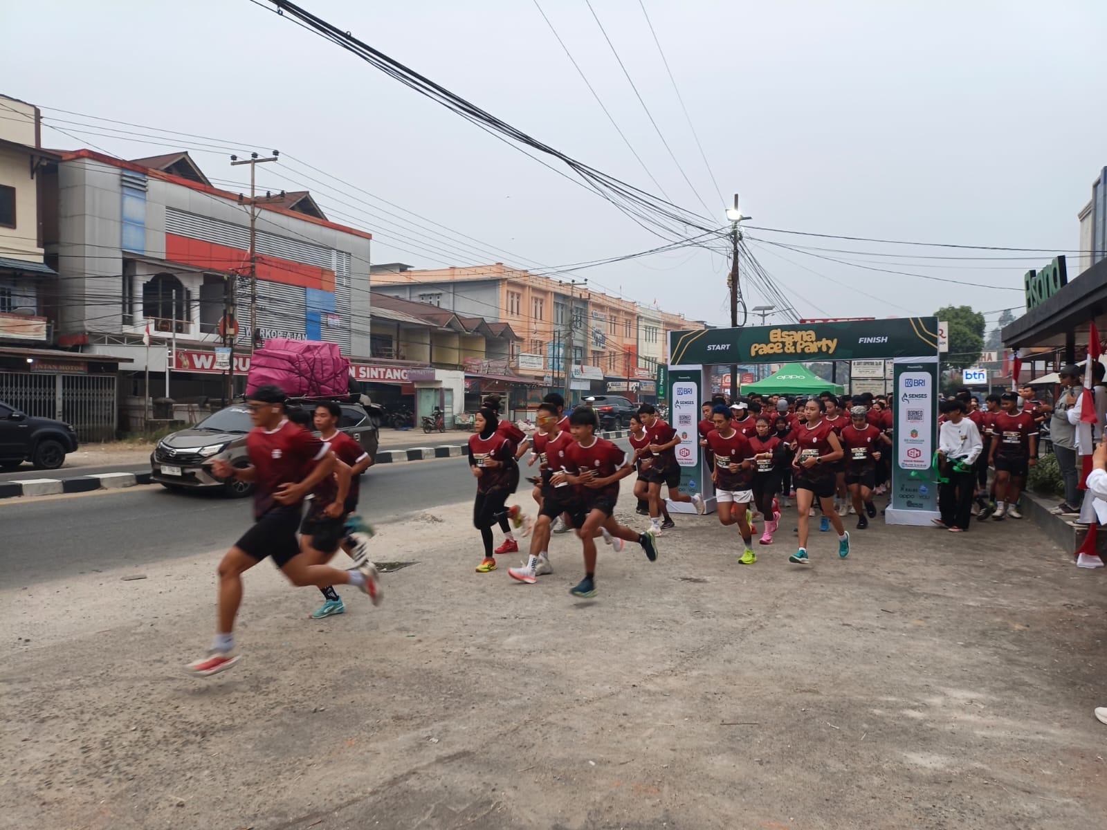 Polres Sintang Amankan Anniversary Run, 200 Peserta Berlari dengan Aman dan Lancar
