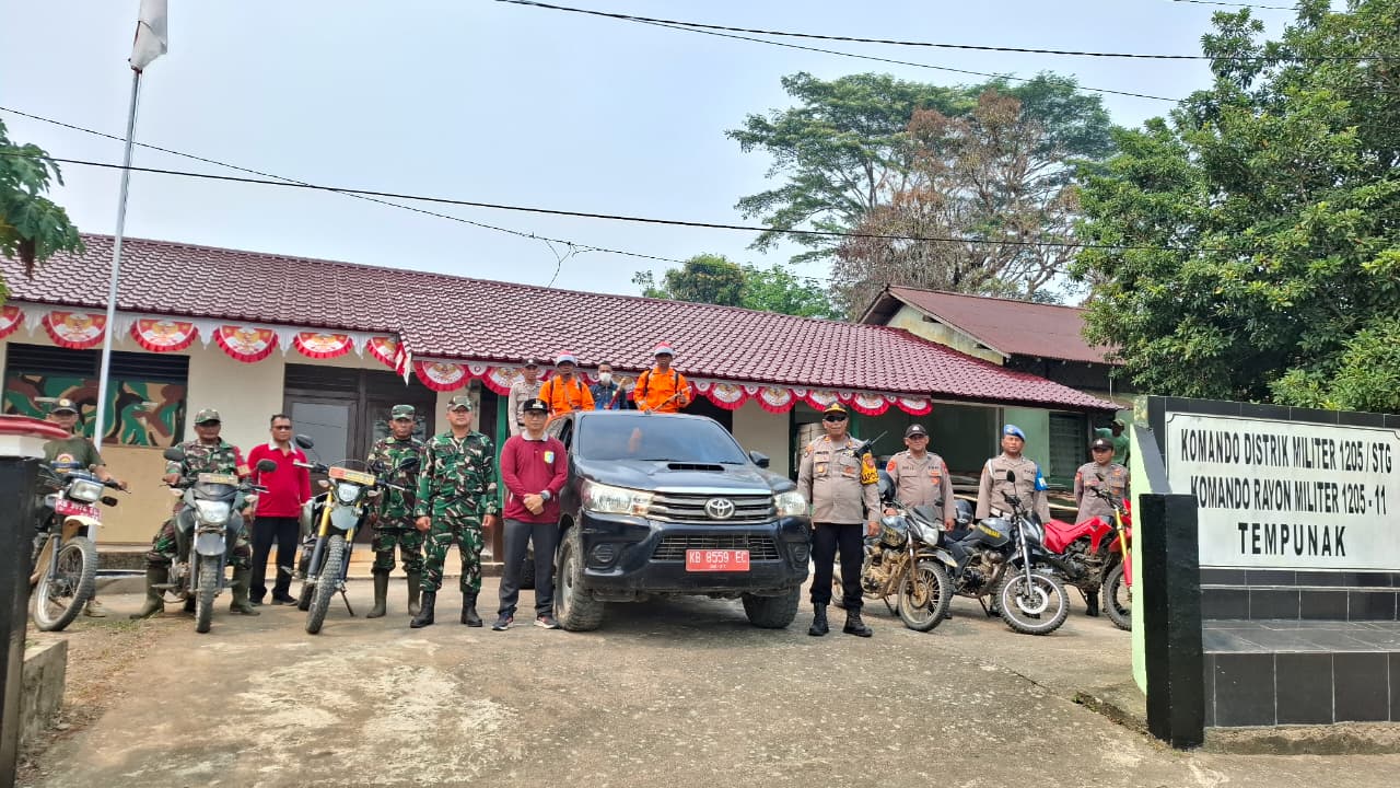 Polsek Tempunak Dirikan Posko Terpadu Karhutla