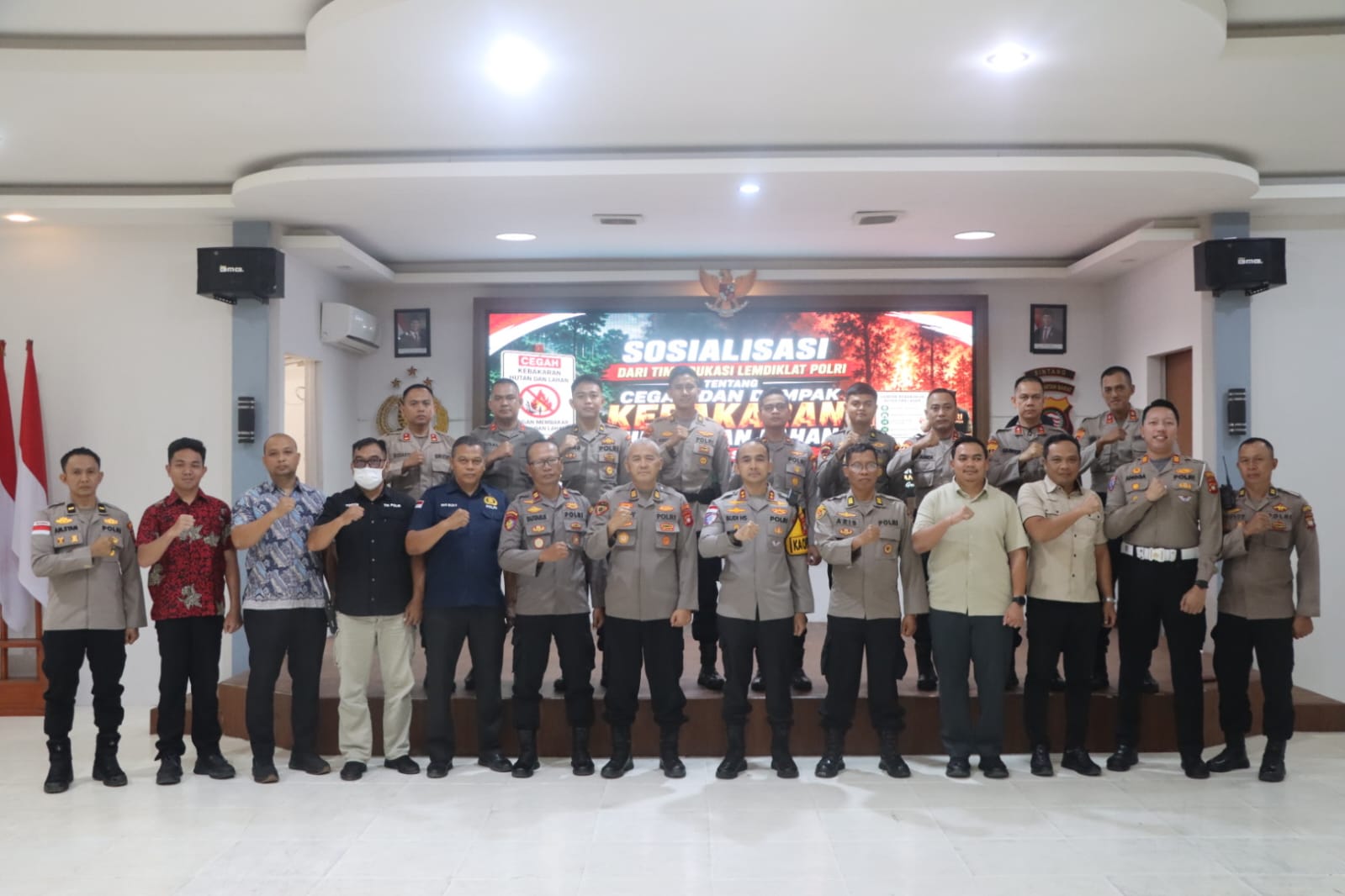 Kapolres Sintang Terima Tim Satgas Edukasi Karhutla Lemdiklat Polri