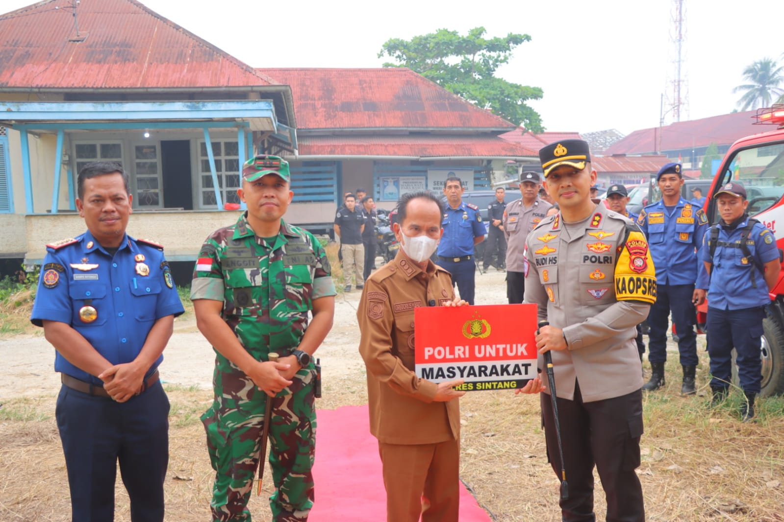Polri Peduli Air Bersih, Sumur Bor di Kelurahan Kapuas Kanan Hulu Diresmikan