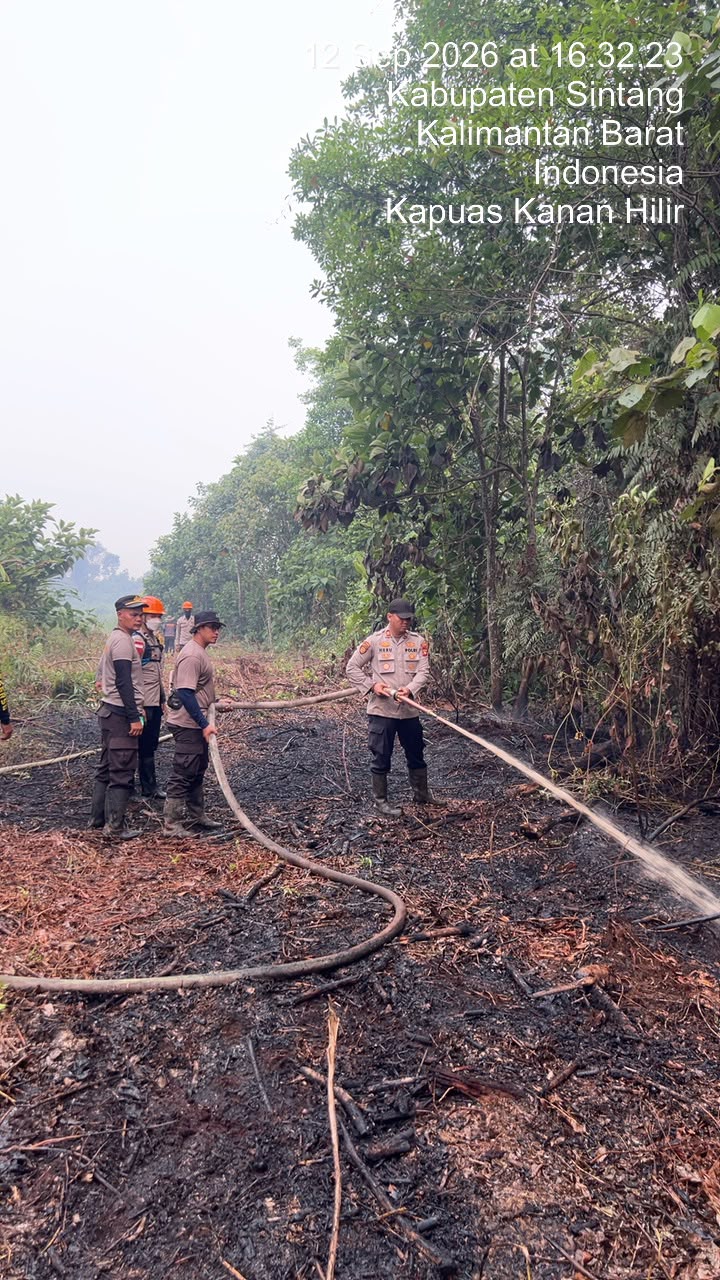 Polsek Sintang Kota Pastikan Api Tak Menjalar