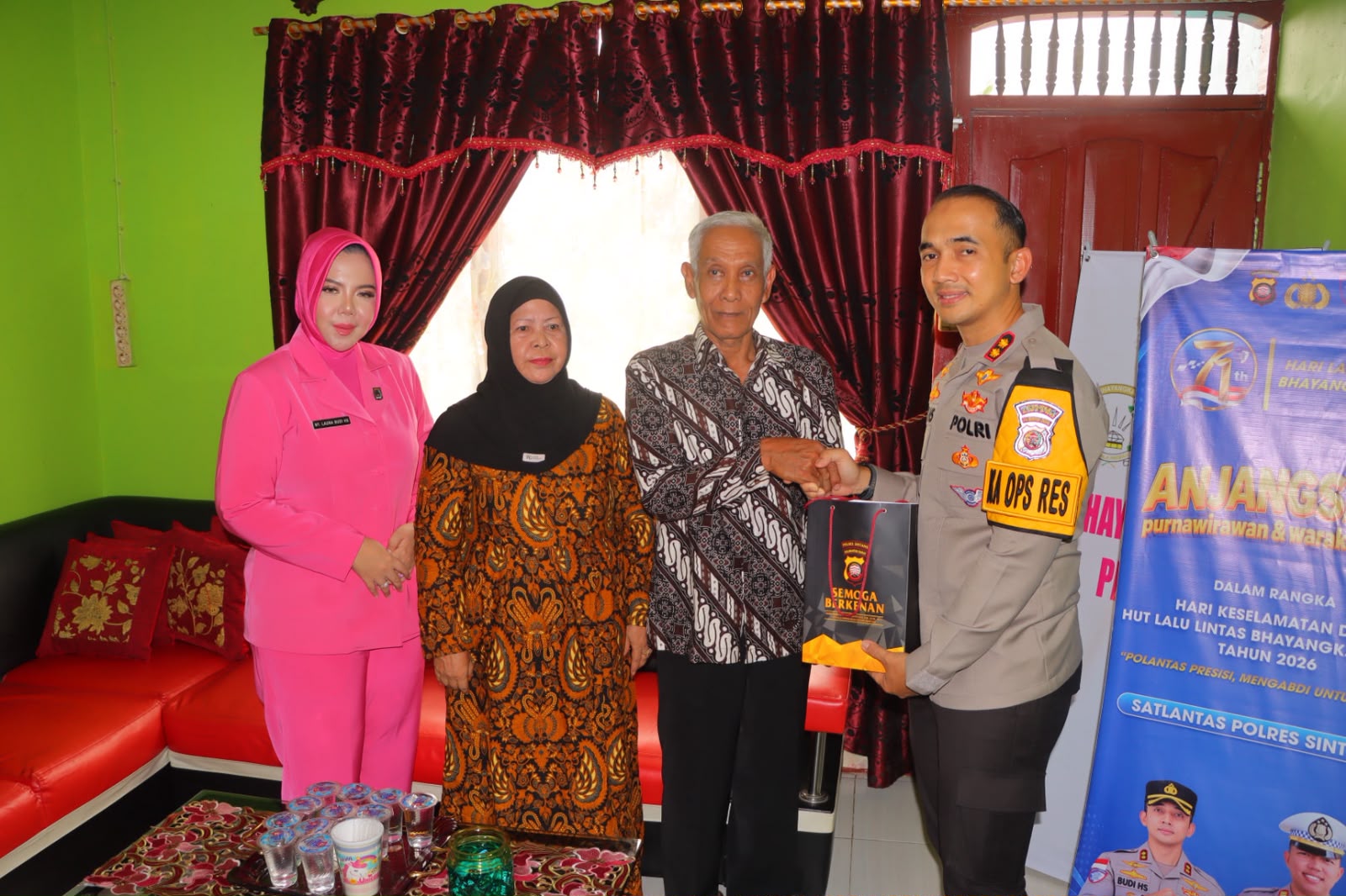 Sambut HUT Lalu Lintas ke-71, Polres Sintang Gelar Anjangsana Purnawirawan
